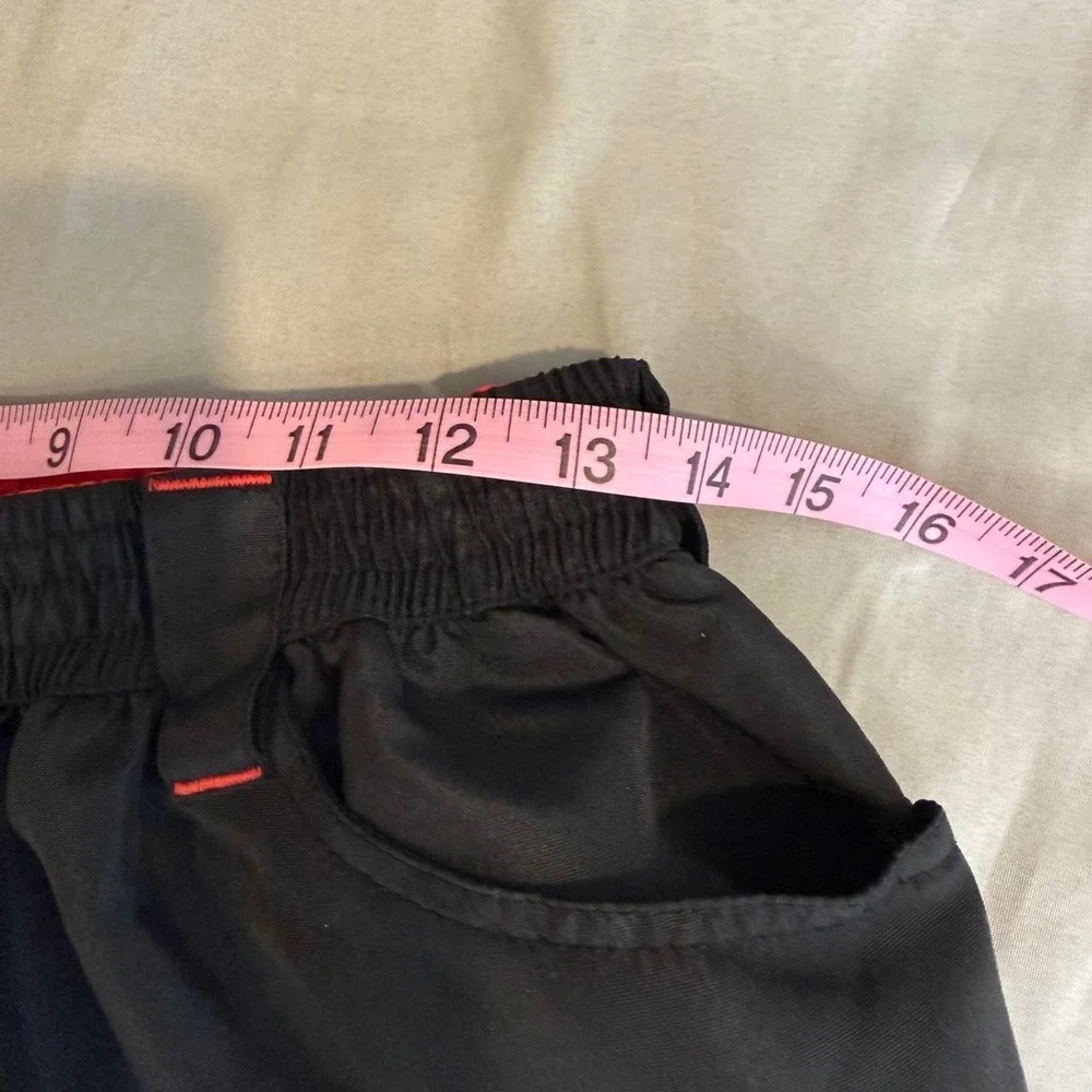 Urban Pipeline black shorts with red stitching, size 3XL